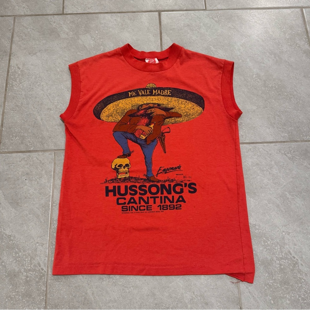 Vintage 80s Me Vale Madre Hussong’s Cantina Mexico Single Stitch Shirt Medium
